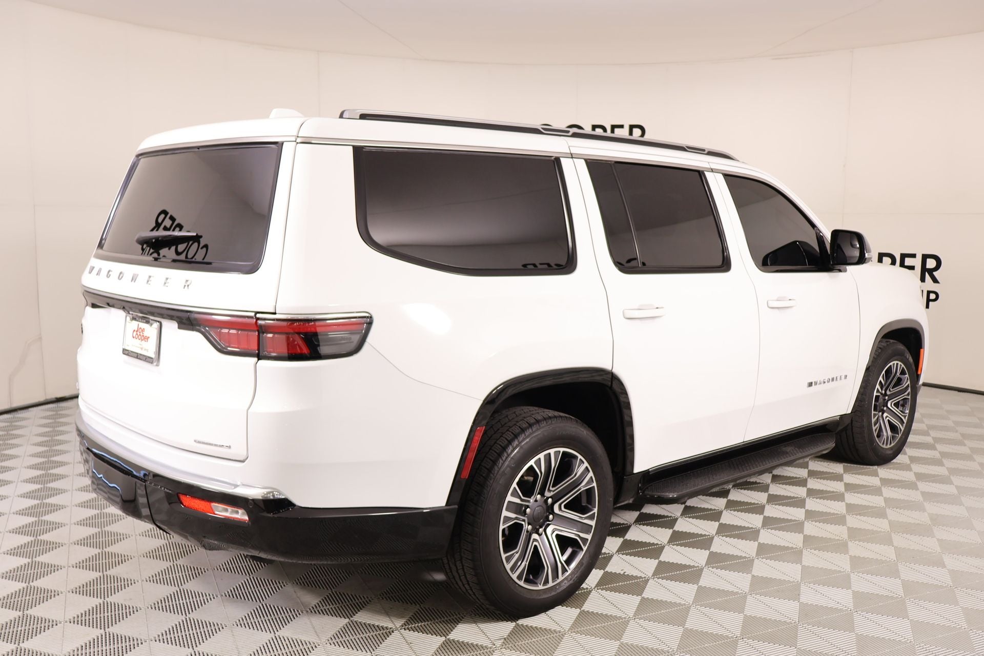 2023 Jeep Wagoneer Series II