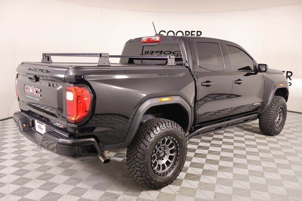 2024 GMC Canyon AT4