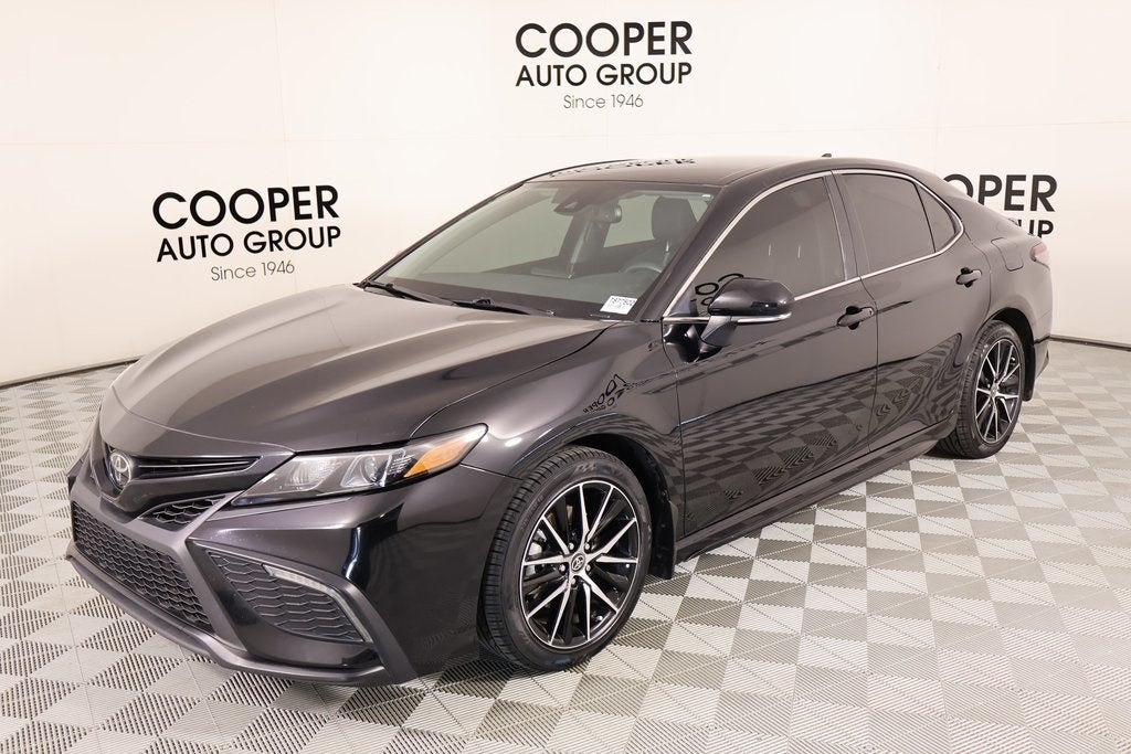 2024 Toyota Camry SE