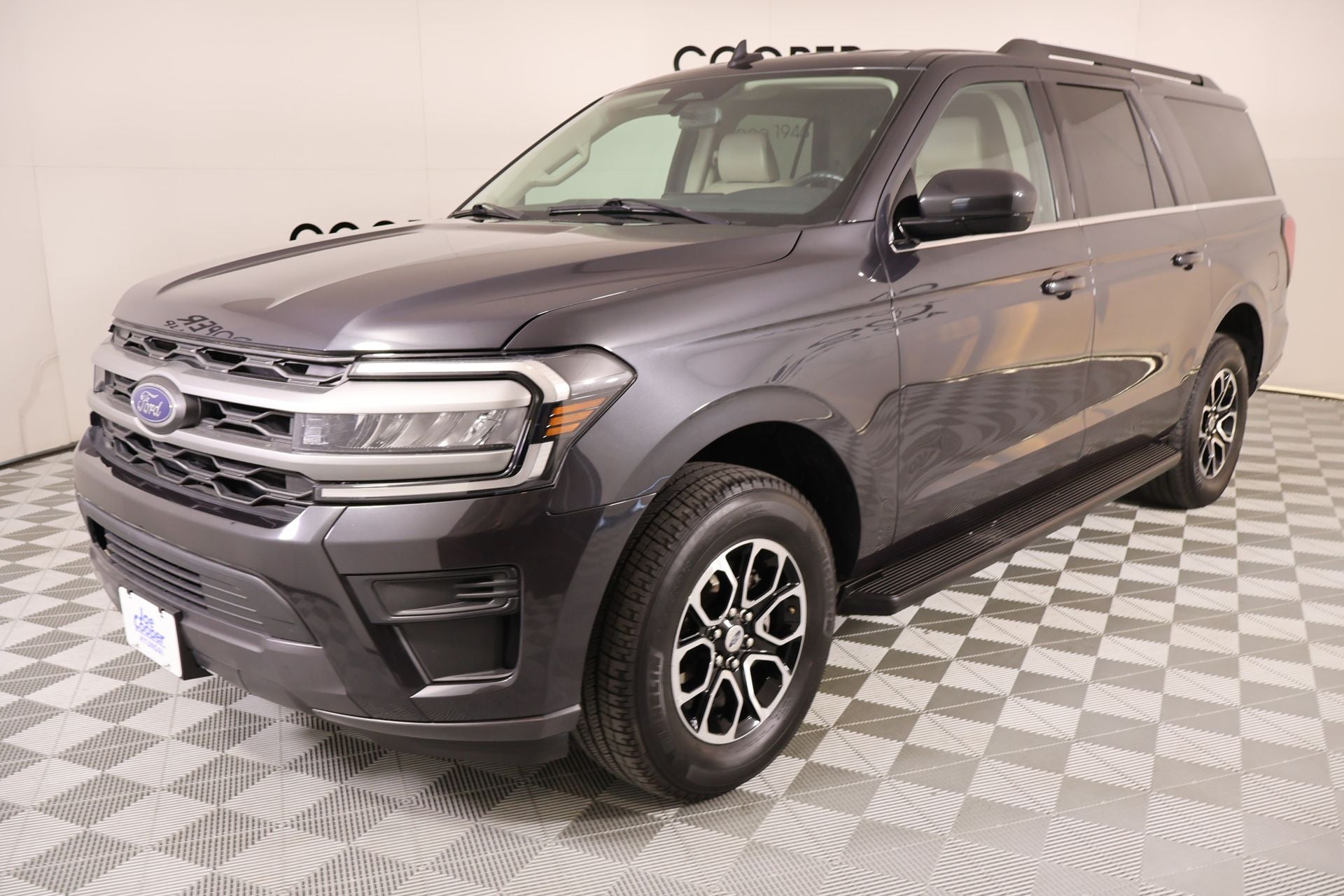 2024 Ford Expedition Max XLT