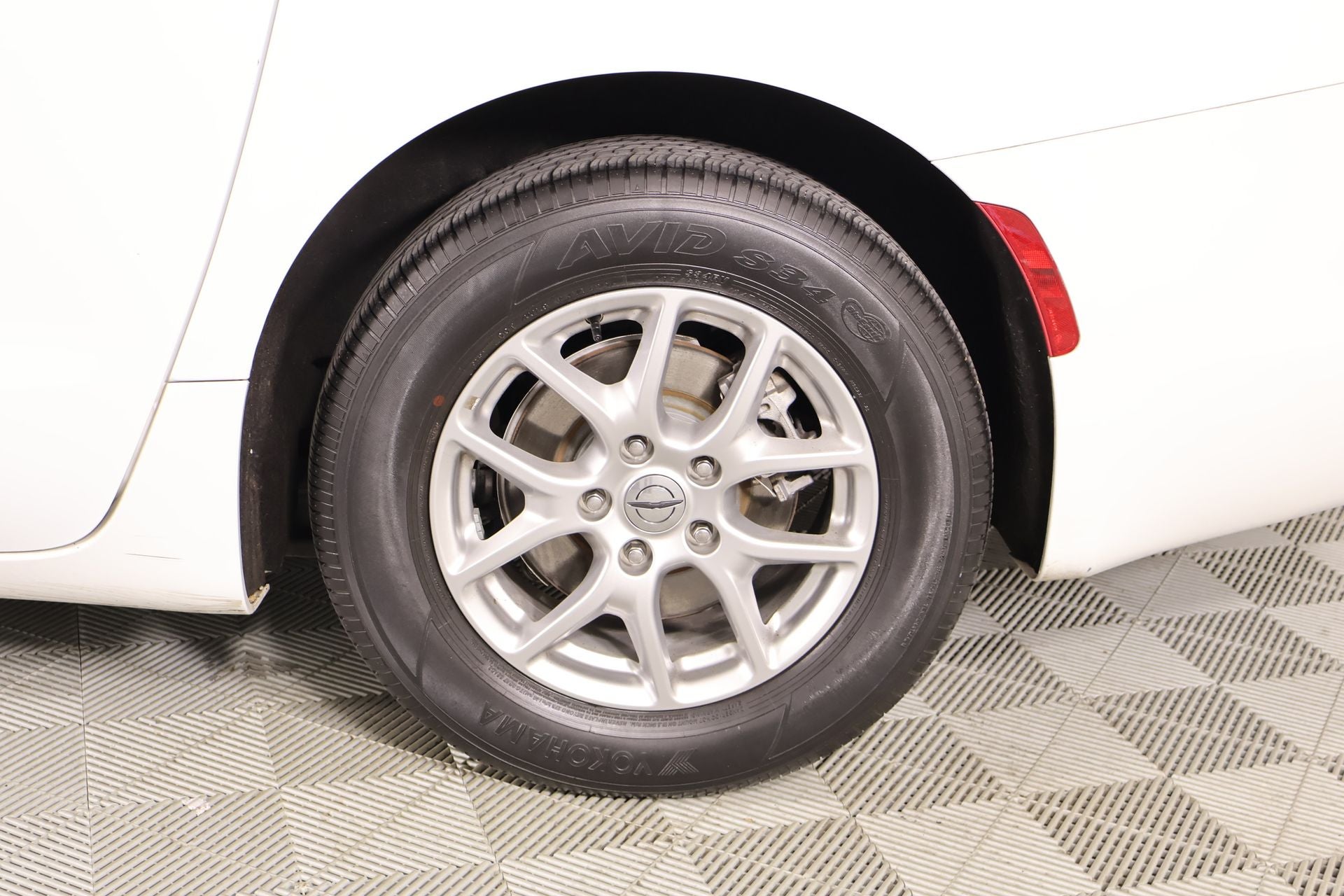 2022 Chrysler Voyager LX