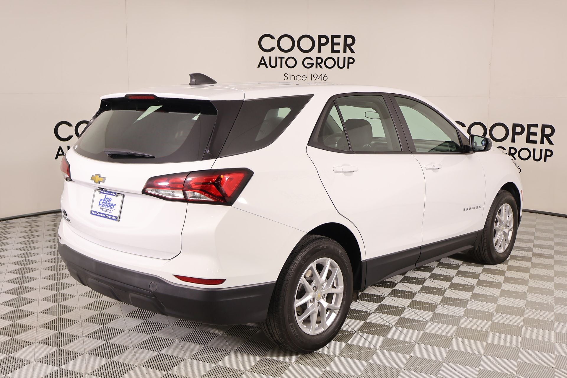 2022 Chevrolet Equinox LS