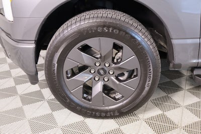 2022 Ford F-150 Lightning Lariat AWD