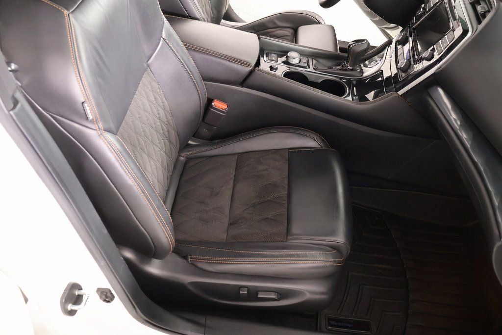 2020 Nissan Maxima SR