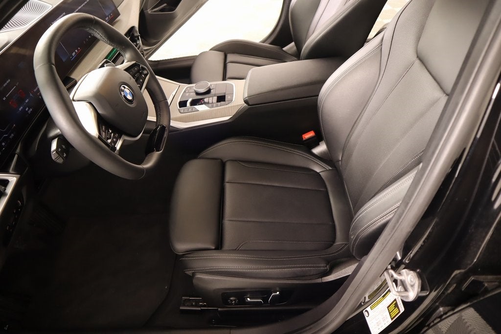 2025 BMW 3 Series 330i