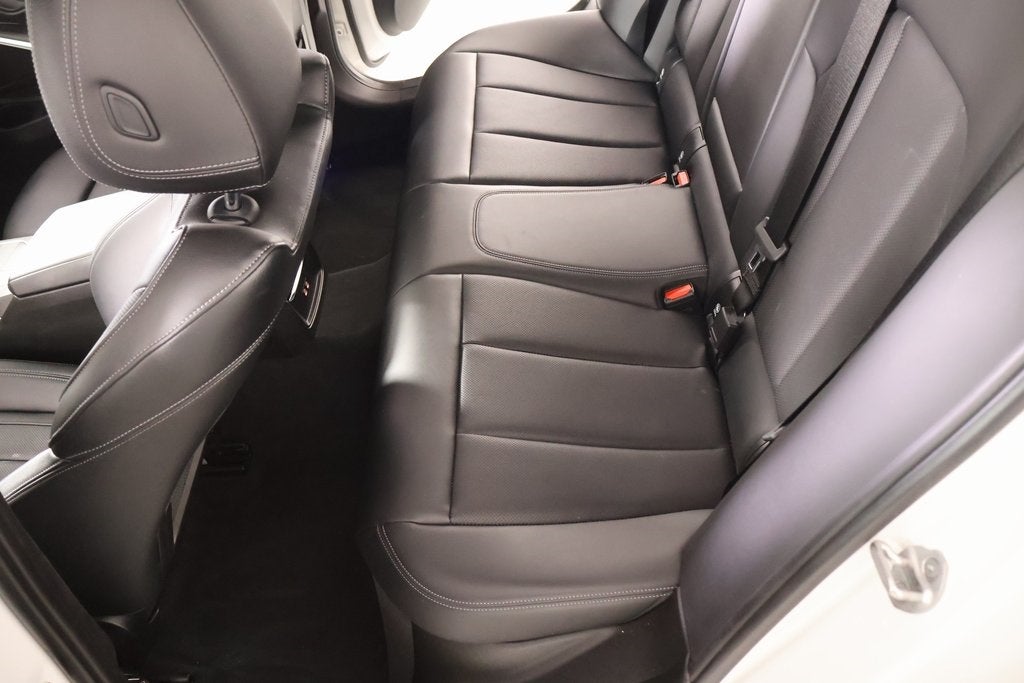 2023 BMW 3 Series 330i