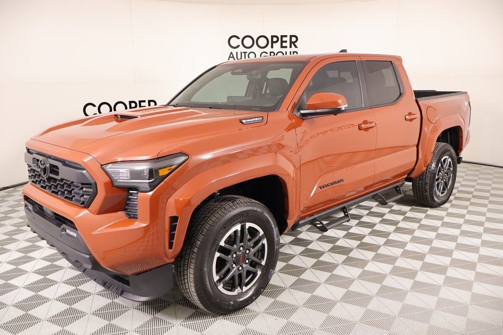2025 Toyota Tacoma Hybrid 4WD
