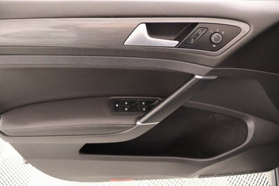 2019 Volkswagen Golf TSI SE 4-Door