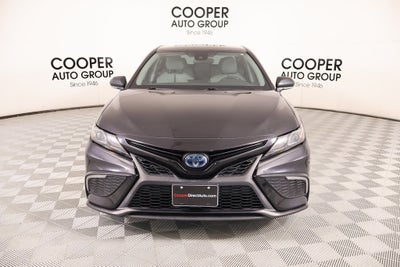 2022 Toyota Camry Hybrid SE