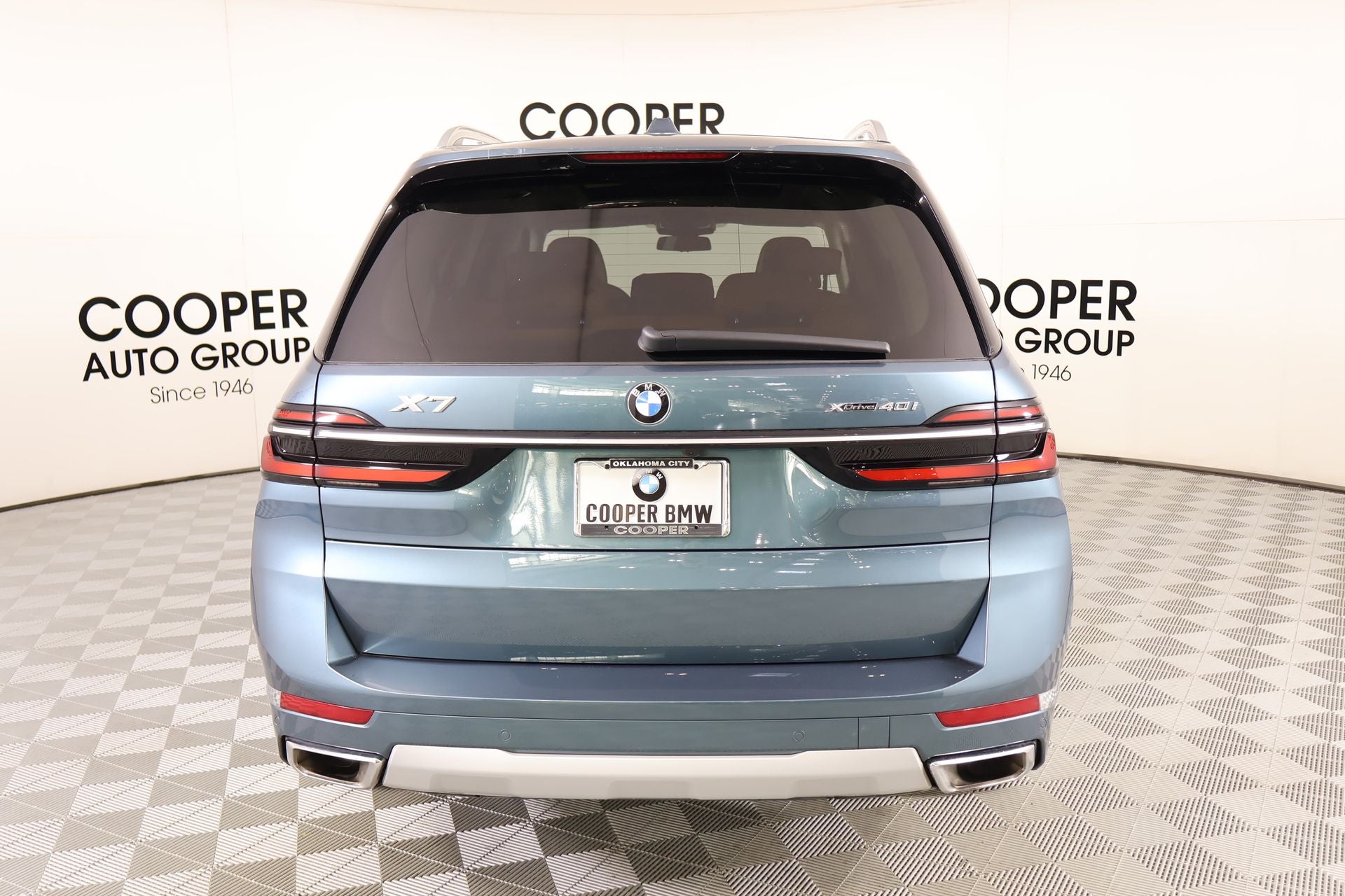 2024 BMW X7 xDrive40i