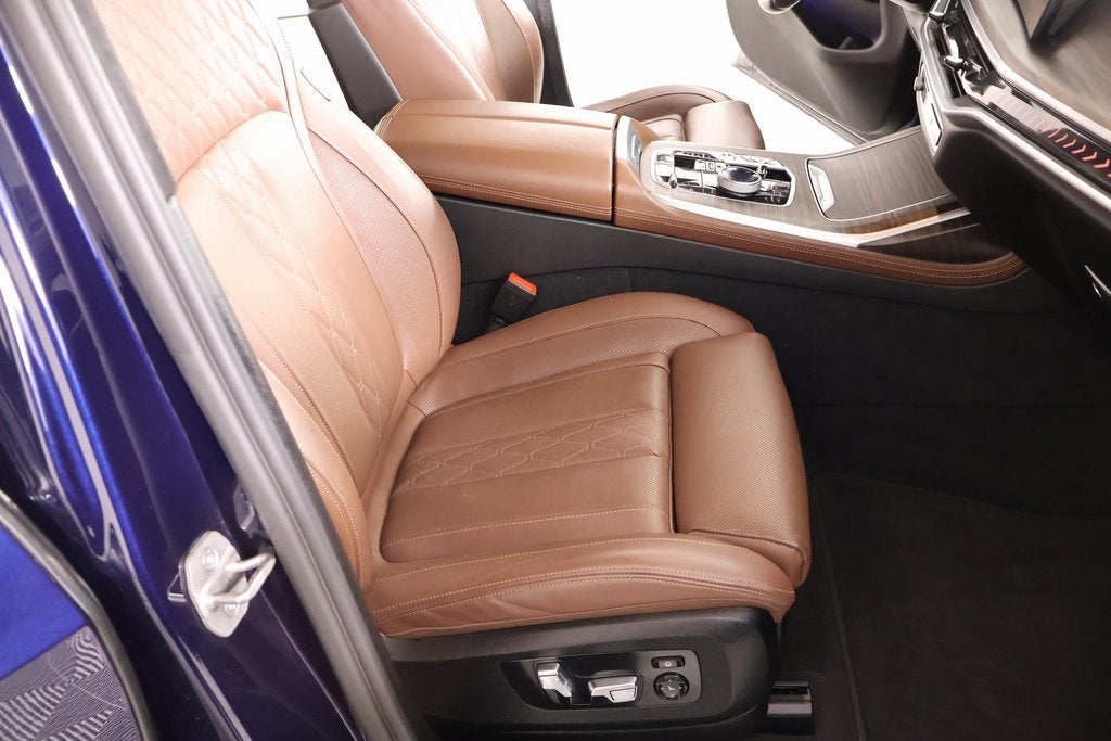 2023 BMW X7 xDrive40i M Sport