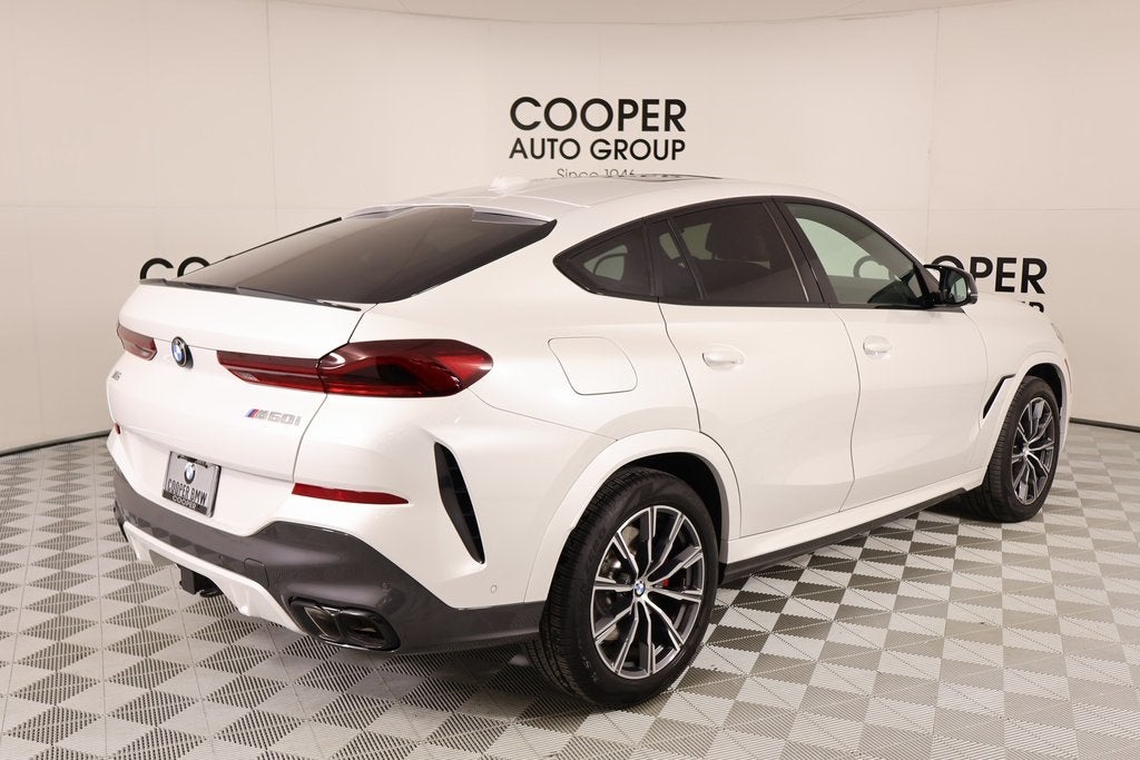 2024 BMW X6 M60i