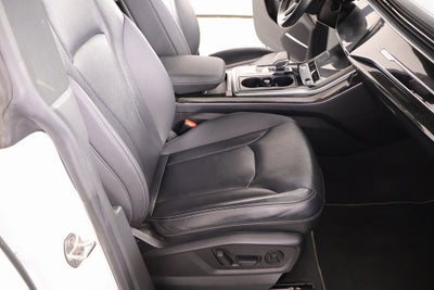 2021 Audi Q8 55 Prestige quattro