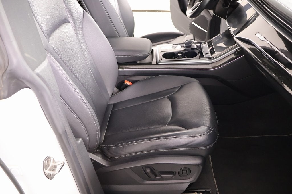 2021 Audi Q8 55 Prestige quattro