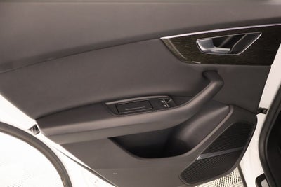 2021 Audi Q8 55 Prestige quattro