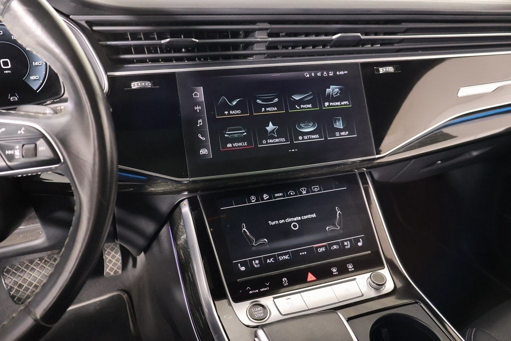 2021 Audi Q8 55 Prestige quattro