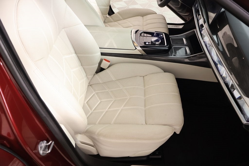 2024 BMW 7 Series 760i xDrive M Sport PRO