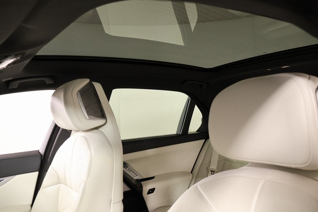 2024 BMW 7 Series 760i xDrive M Sport PRO