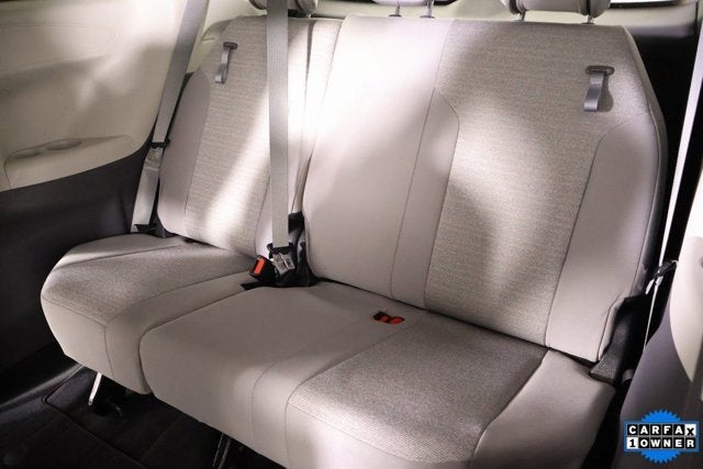 2023 Toyota Sienna LE