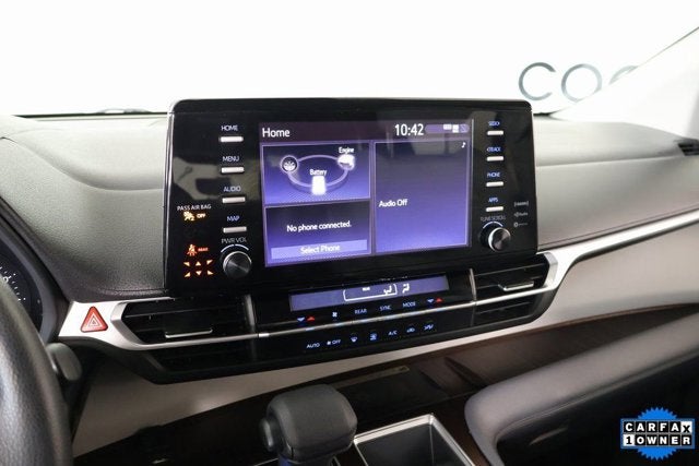 2023 Toyota Sienna LE