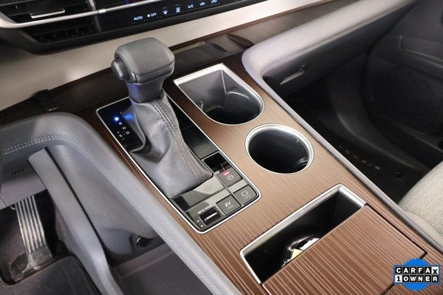 2023 Toyota Sienna LE