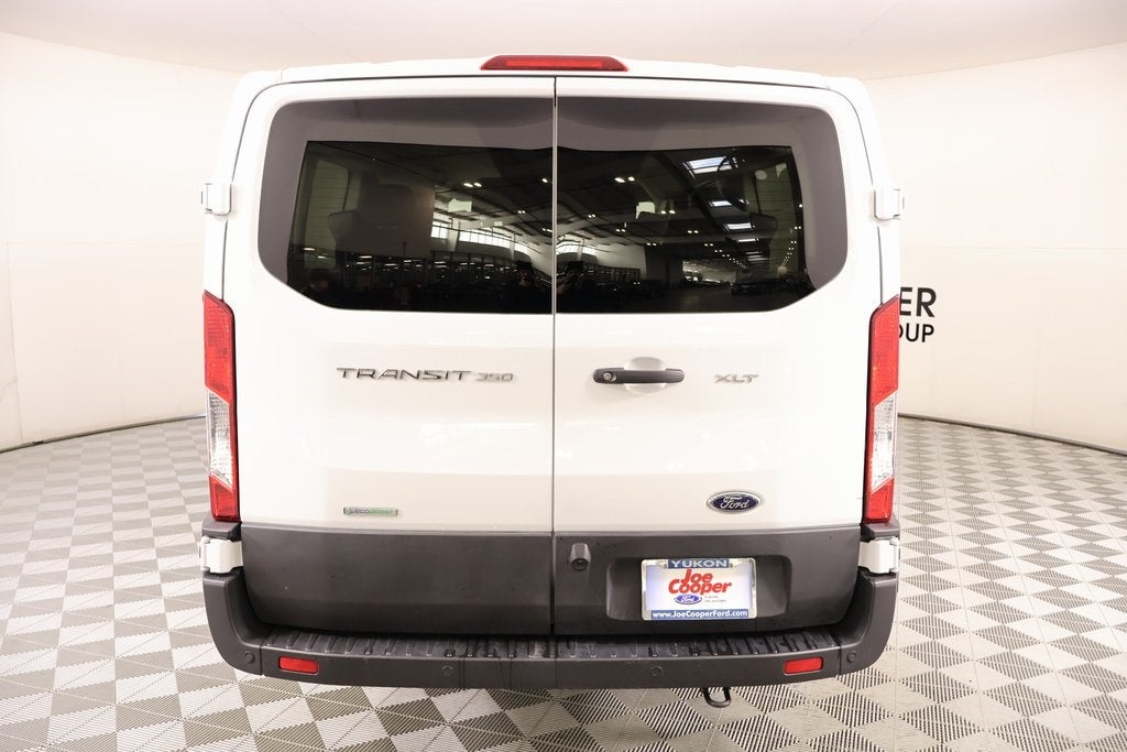 2023 Ford Transit Passenger Wagon XLT