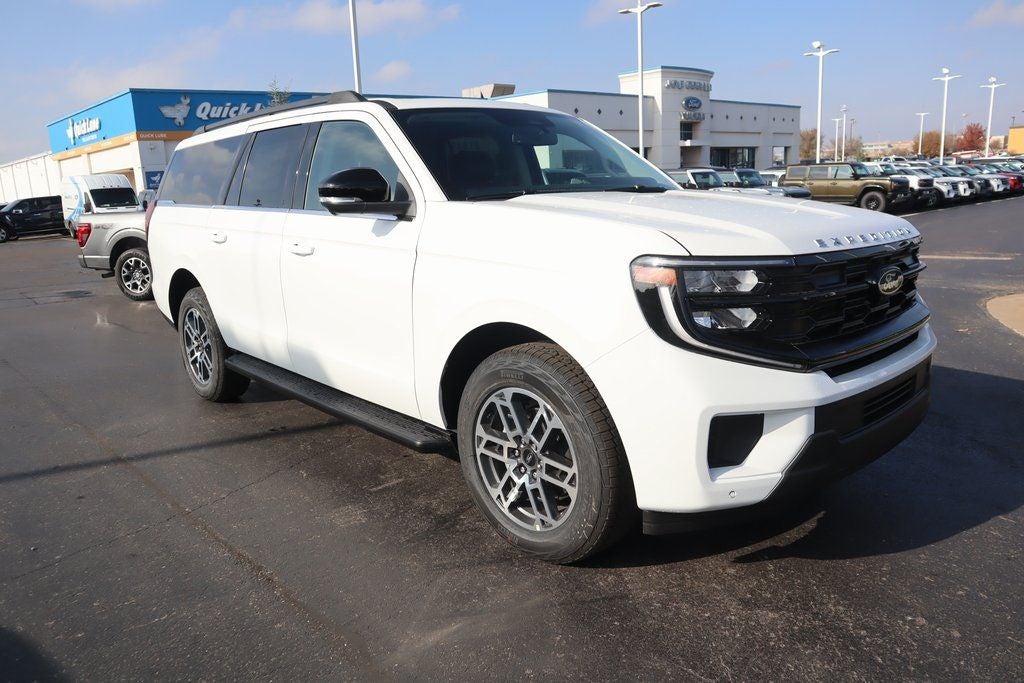 2025 Ford Expedition Max Active