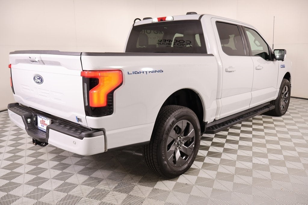 2024 Ford F-150 Lightning Flash