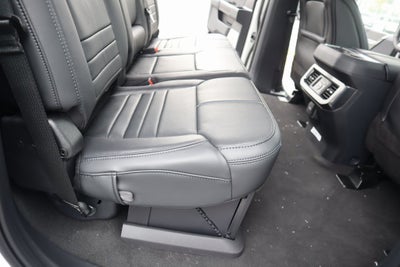 2025 Ford Super Duty F-250 SRW Platinum