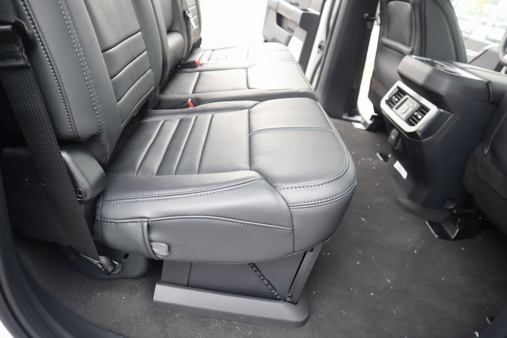 2025 Ford Super Duty F-250 SRW Platinum