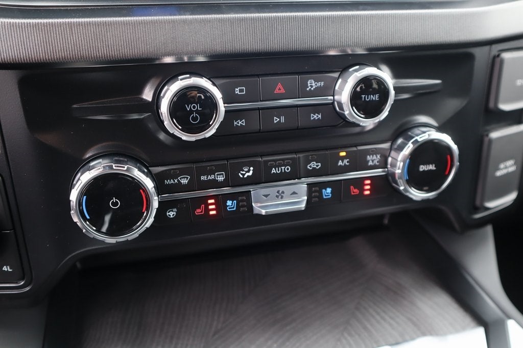 2025 Ford Super Duty F-250 SRW Platinum