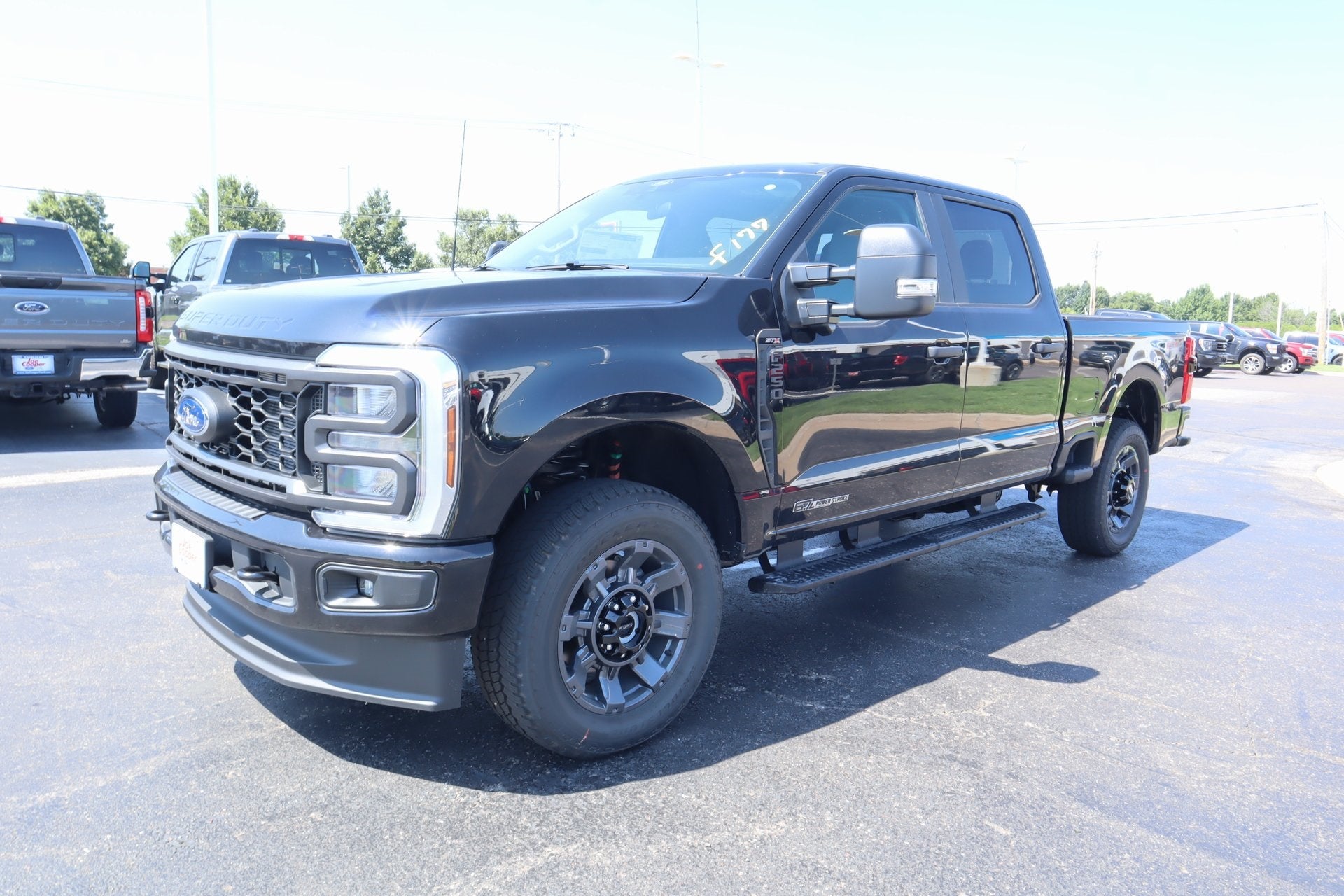 2025 Ford Super Duty F-250 SRW XL