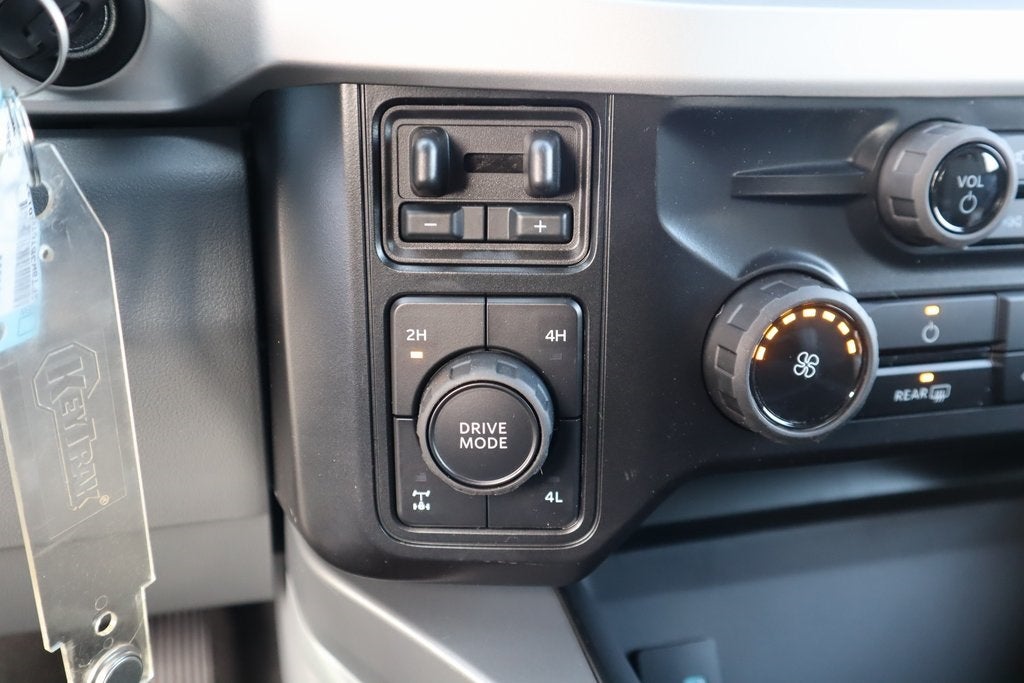 2026 Ford Super Duty F-350 SRW XLT