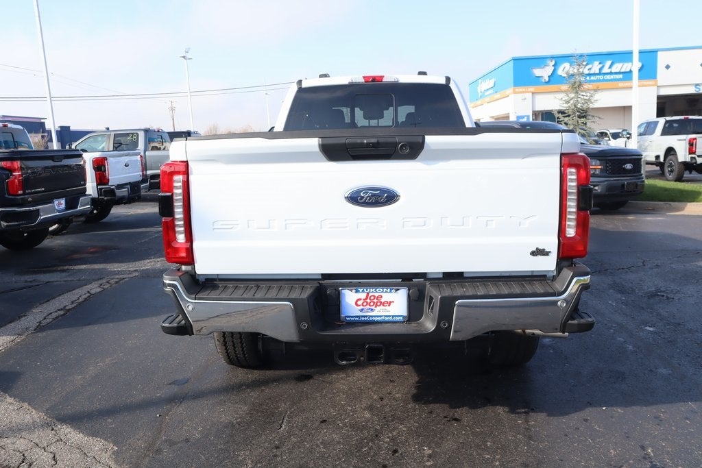 2026 Ford Super Duty F-350 SRW XLT