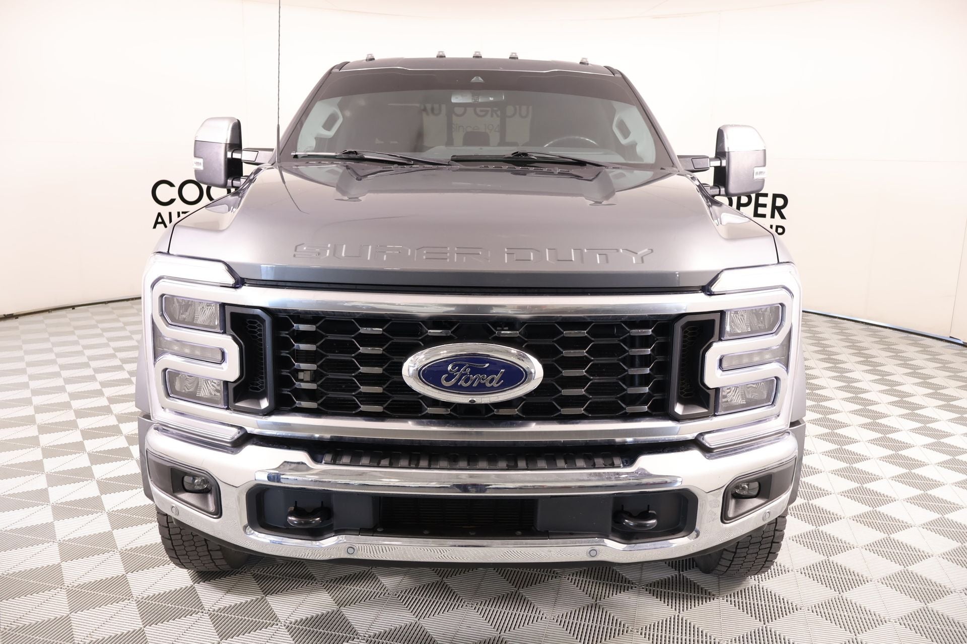 2024 Ford Super Duty F-450 DRW LARIAT