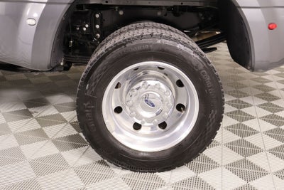 2024 Ford Super Duty F-450 DRW LARIAT