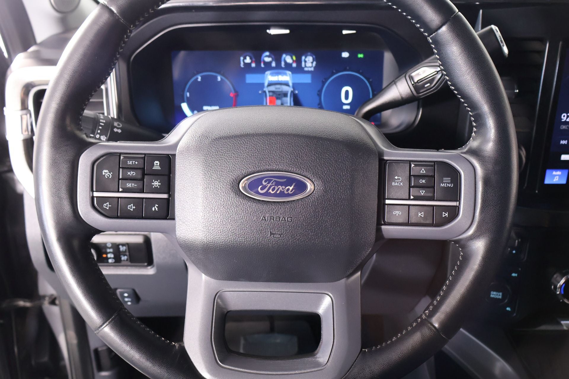 2024 Ford Super Duty F-450 DRW LARIAT