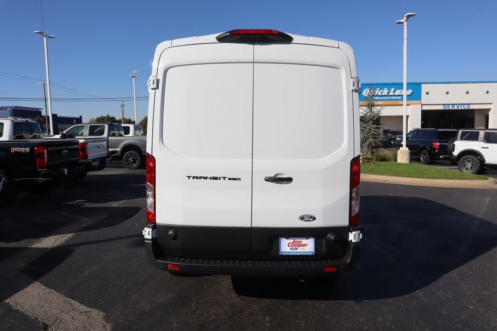 2026 Ford Transit Cargo Van Base