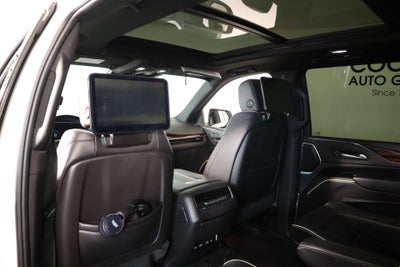 2023 Cadillac Escalade ESV 4WD Premium Luxury