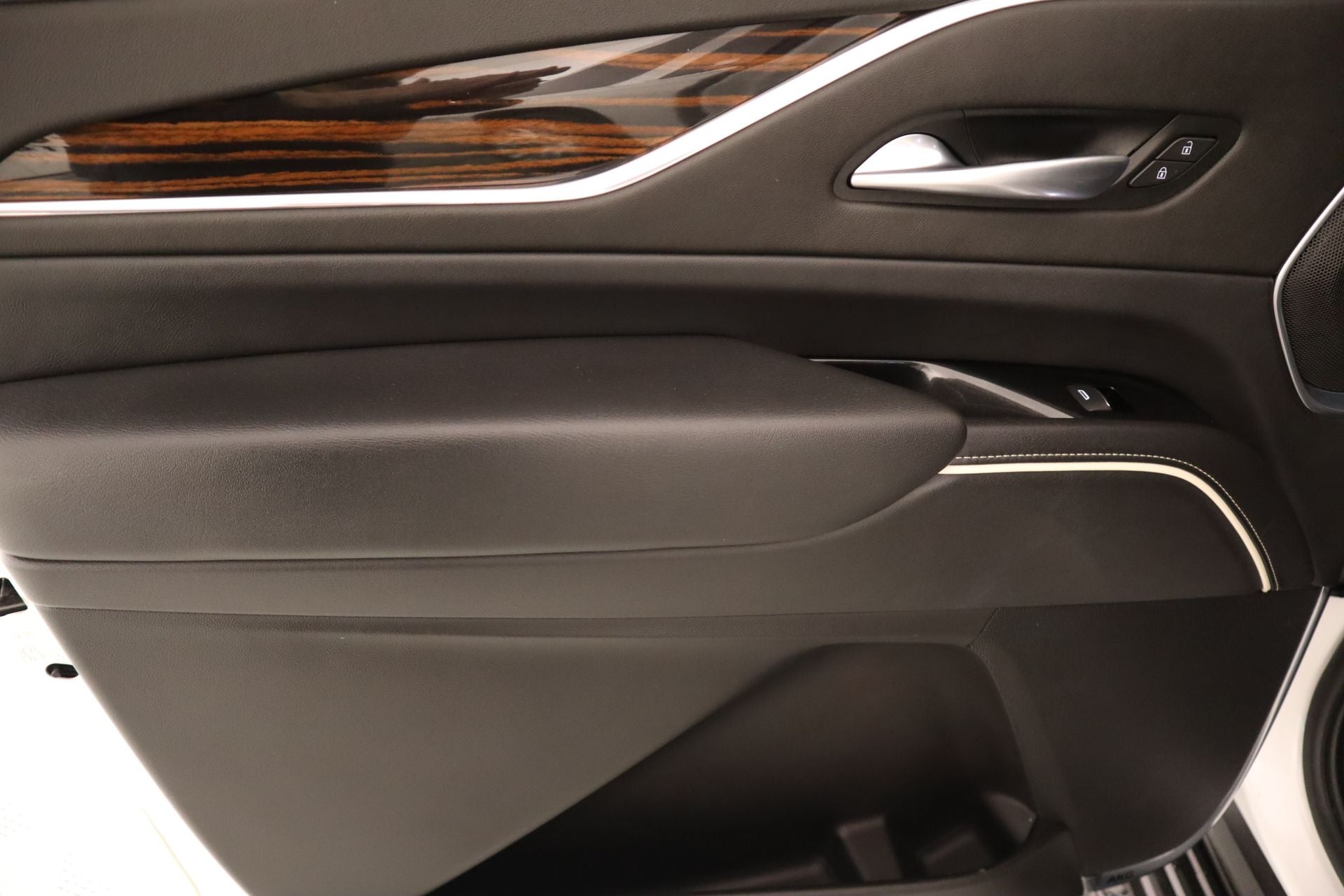 2023 Cadillac Escalade ESV 4WD Premium Luxury