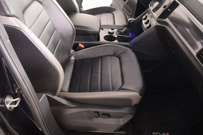 2023 Volkswagen Atlas Cross Sport 3.6L V6 SEL Premium R-Line