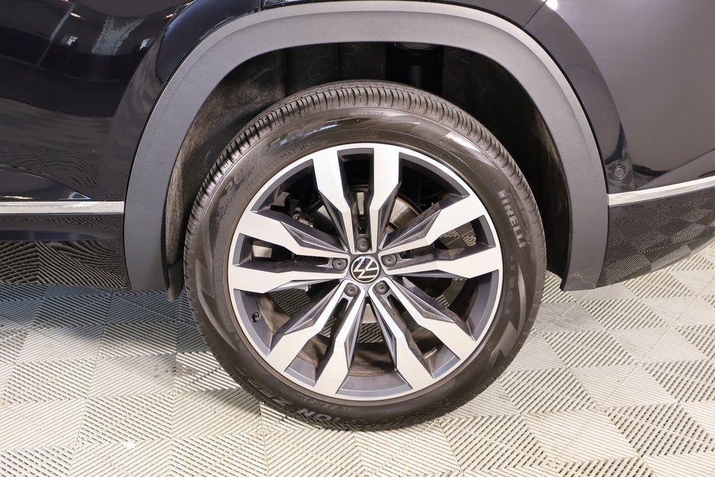 2023 Volkswagen Atlas Cross Sport 3.6L V6 SEL Premium R-Line