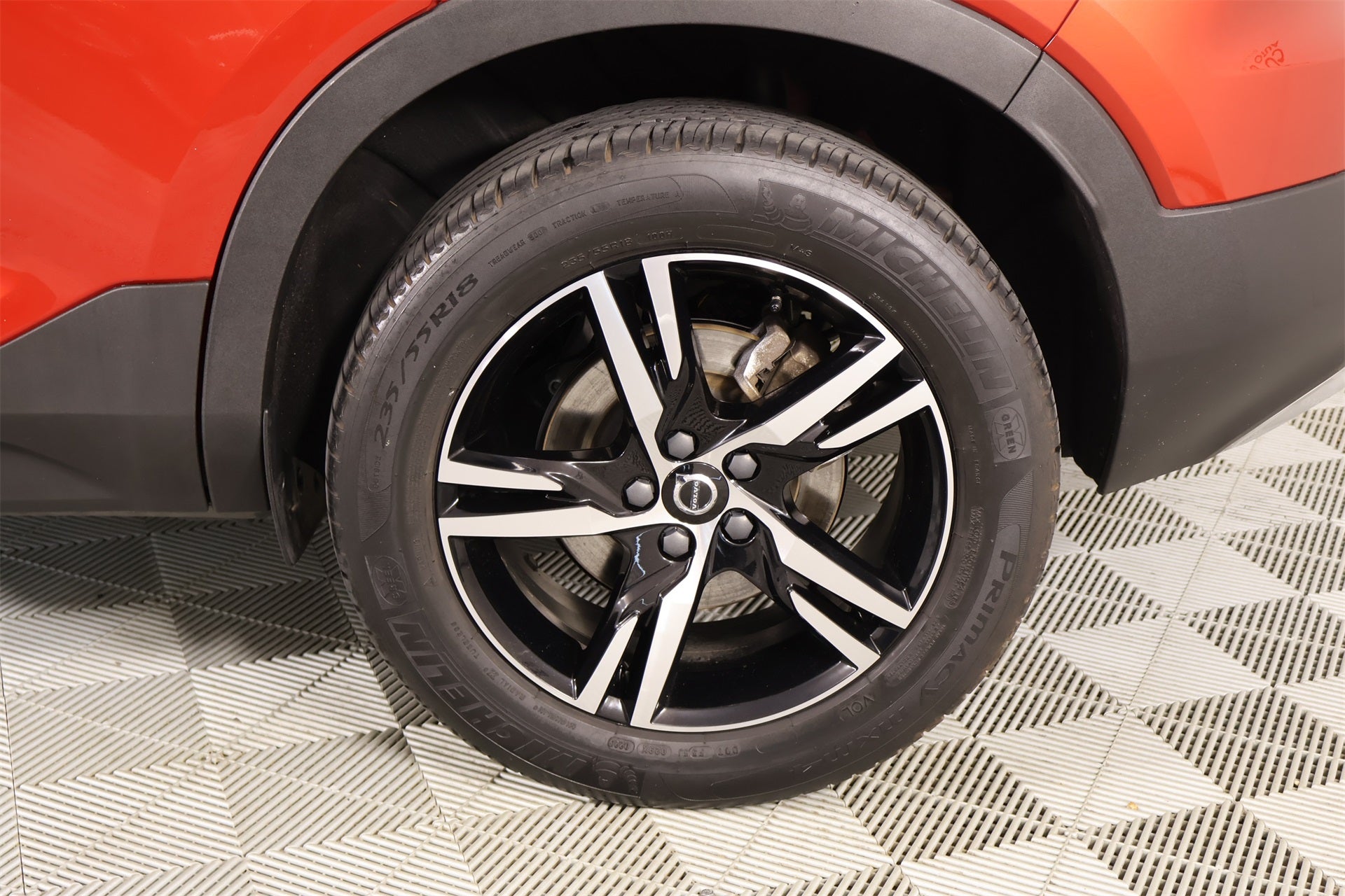 2023 Volvo XC40 Core