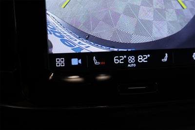 2023 Volvo XC40 Core