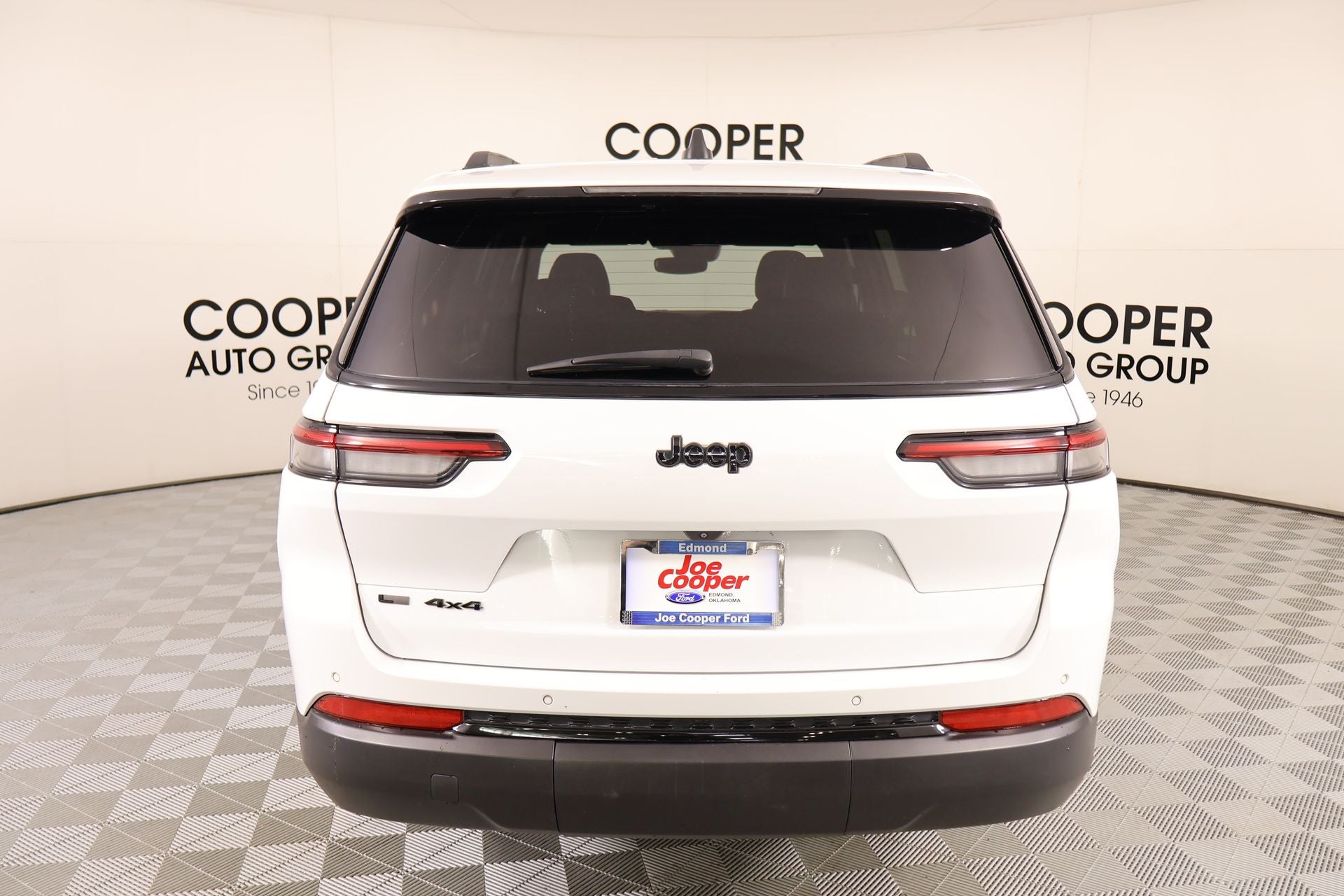 2023 Jeep Grand Cherokee L Altitude