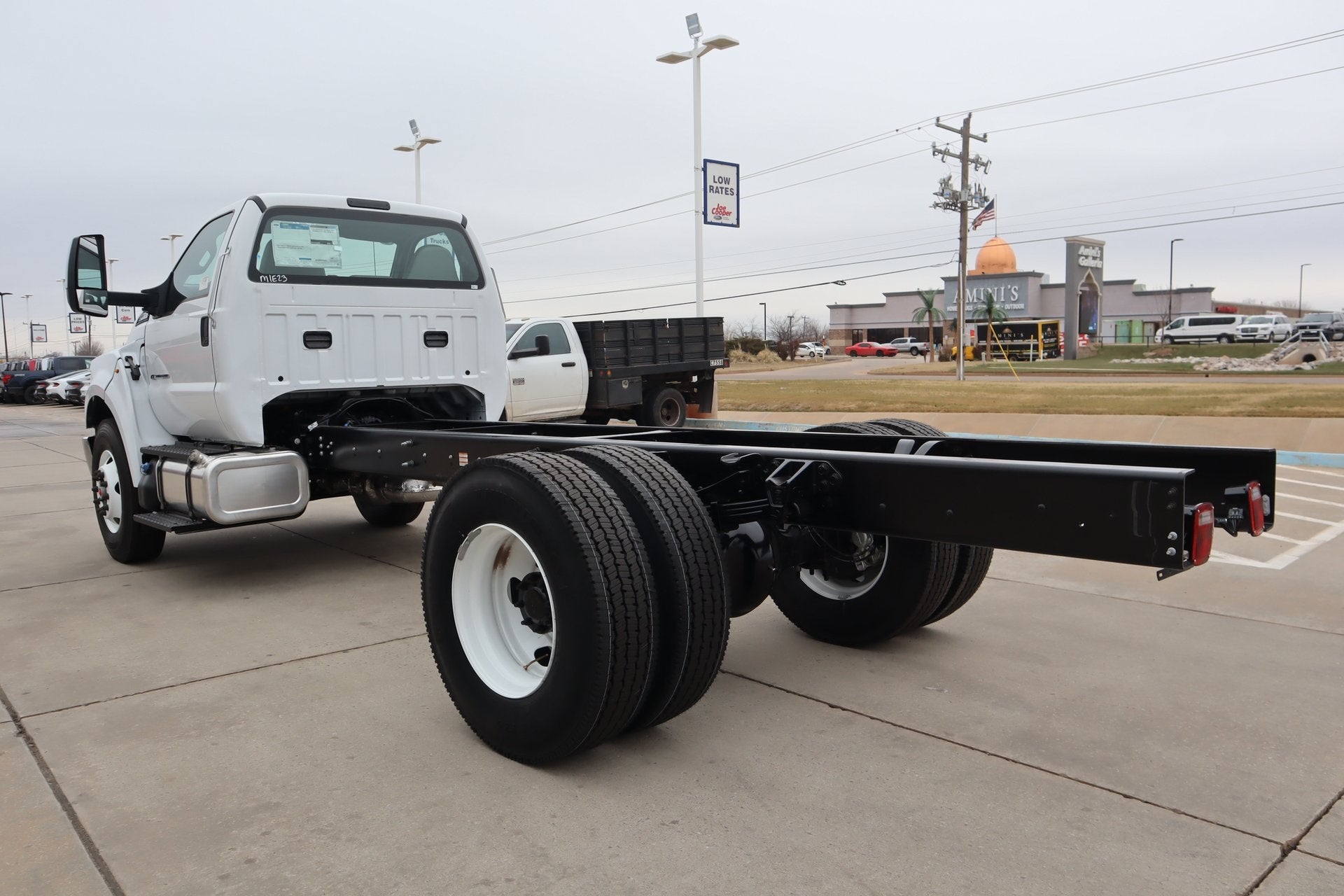 2025 Ford F-750SD Base