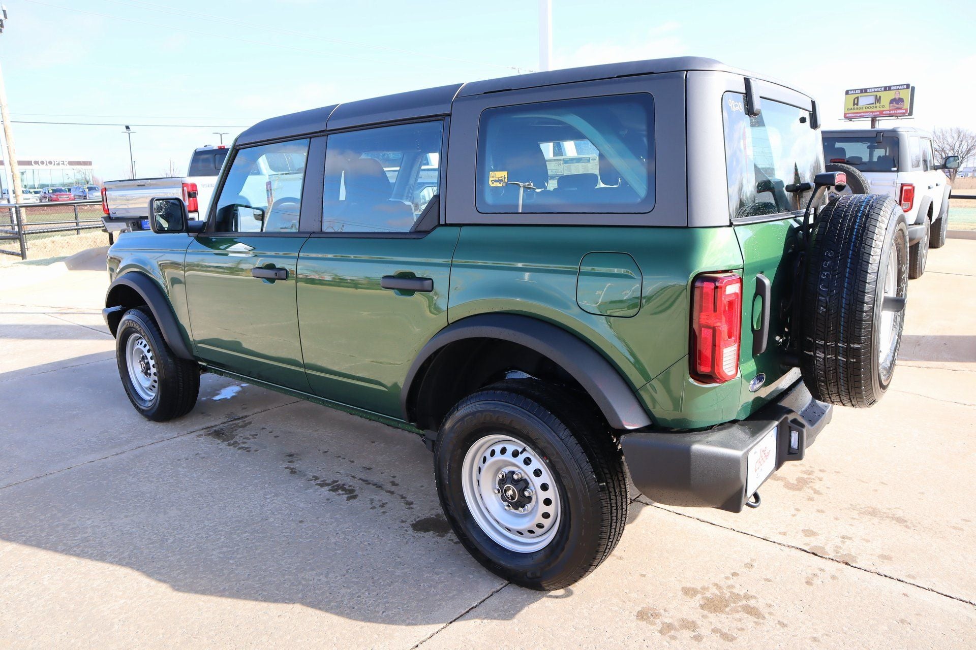 2025 Ford Bronco Base