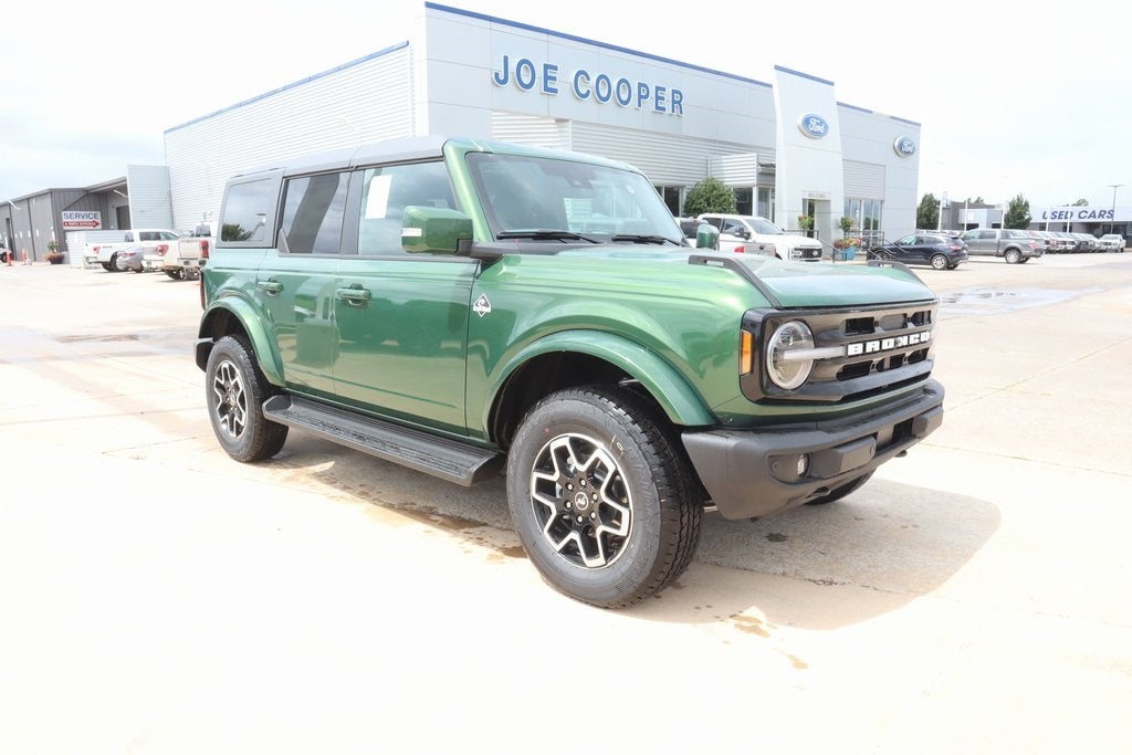 2025 Ford Bronco Outer Banks
