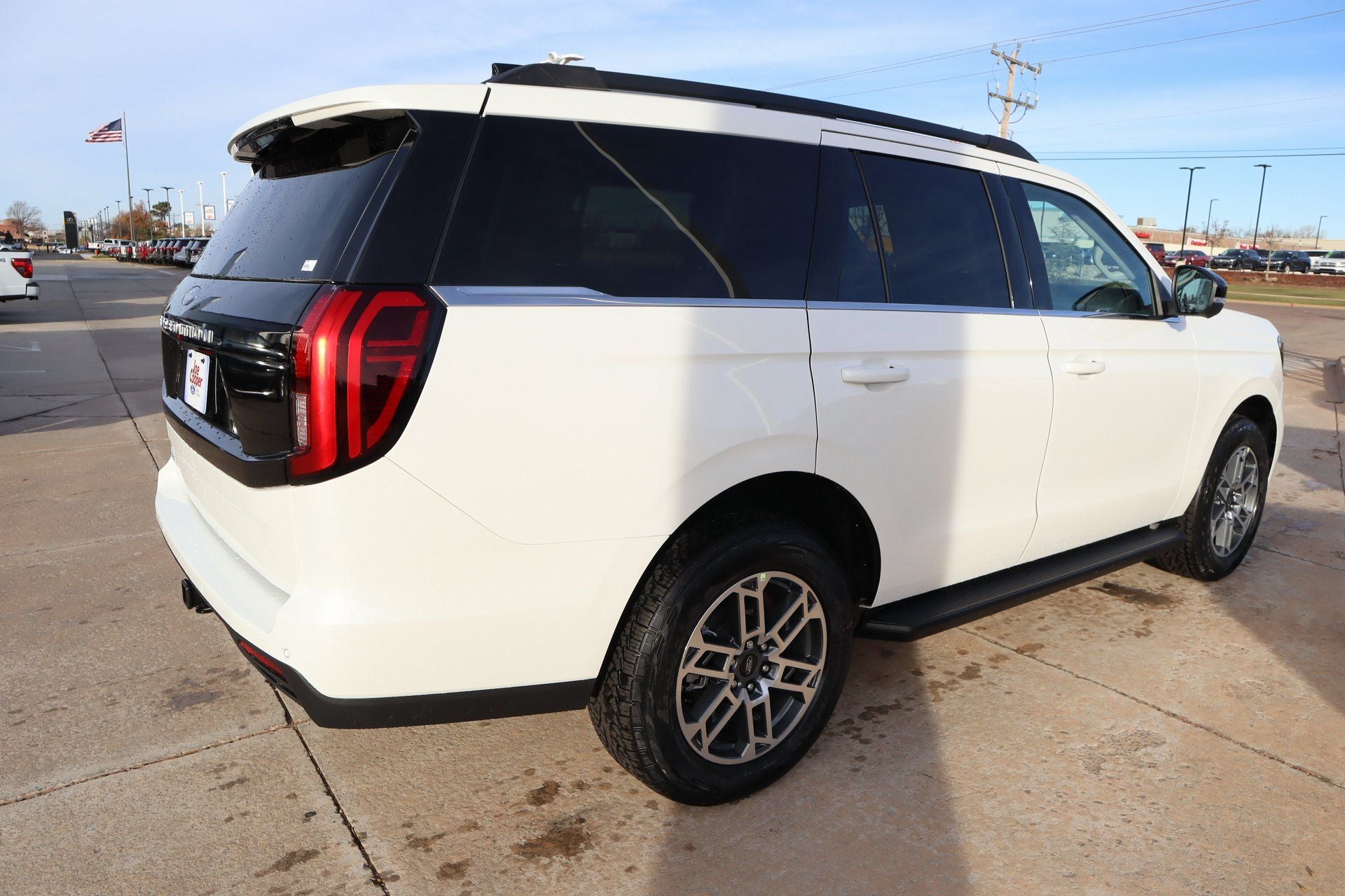 2025 Ford Expedition Active