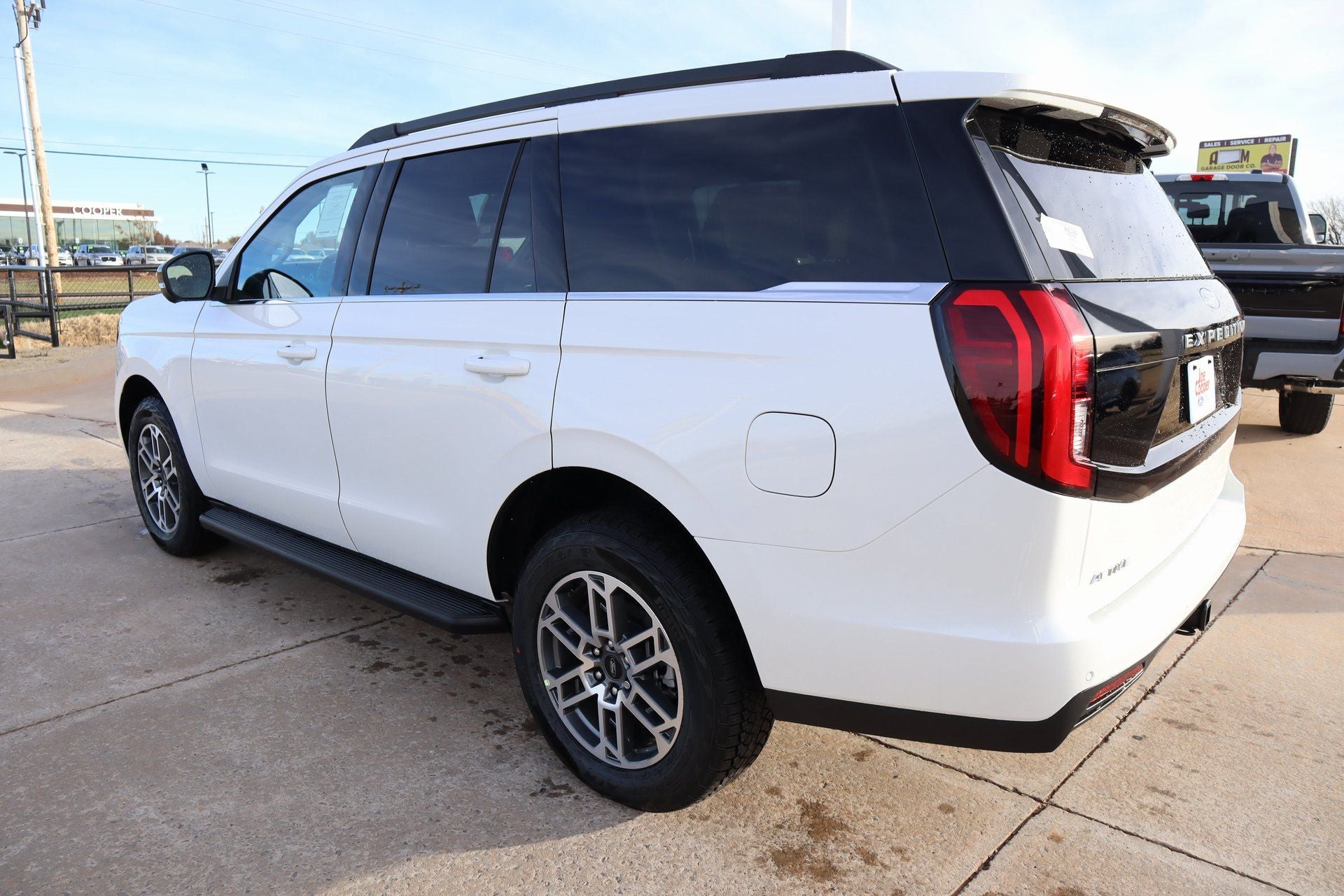 2025 Ford Expedition Active